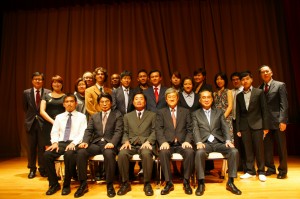 Ambassador Suzuki, members of the JCCI Advisory Board, and 2010 recipients of JCCI donations, awards and scholarships.