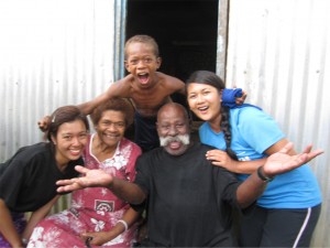 Sufriena, Azlyna and their family in Keiyasi